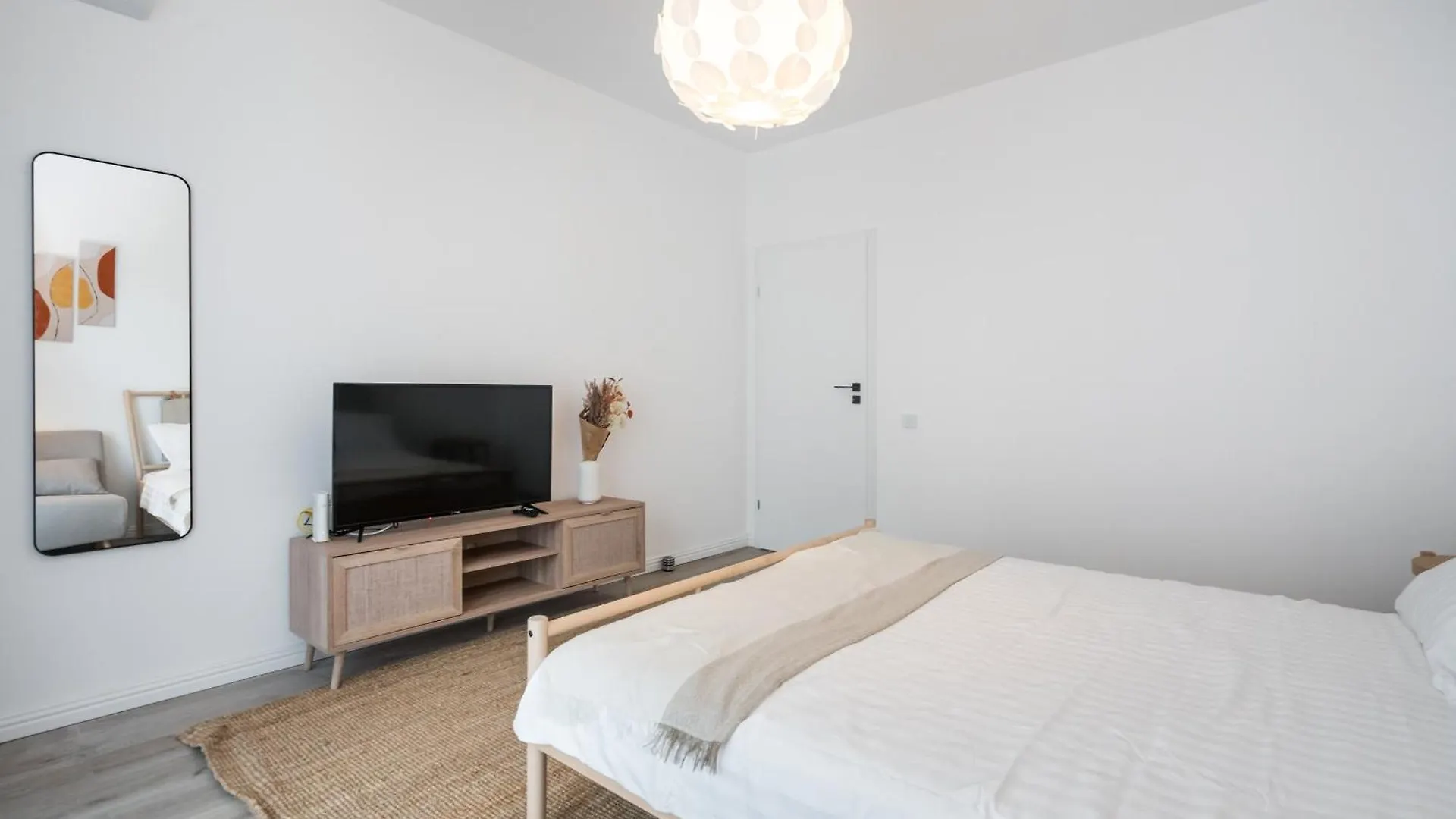 Plaza Residence Studio 214 Bucureşti 0*,  România